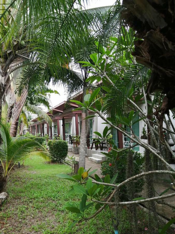 Naiyang Boutique Resort Ban Phak Chit Exterior foto